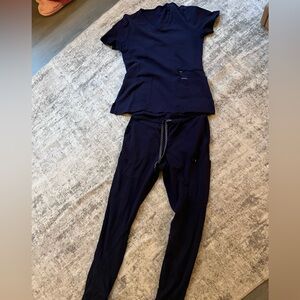 Jaanuu scrubs size medium navy blue